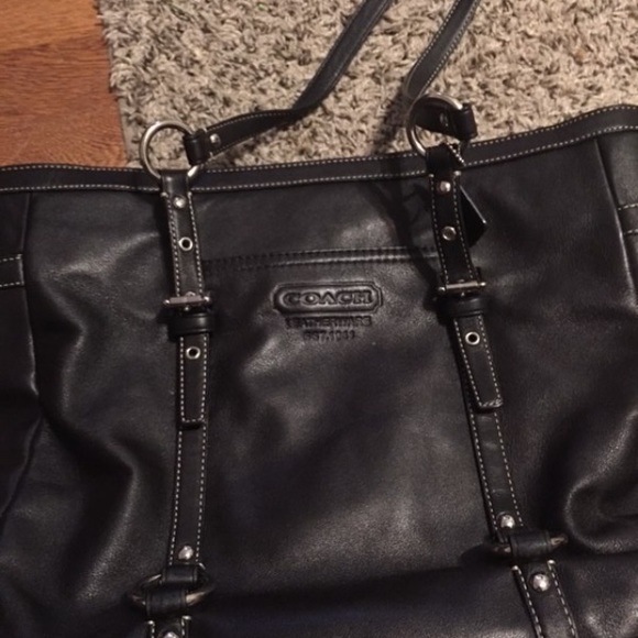Coach Handbags - Coach purse